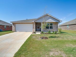 513 Jameson St, Springtown, TX 76082