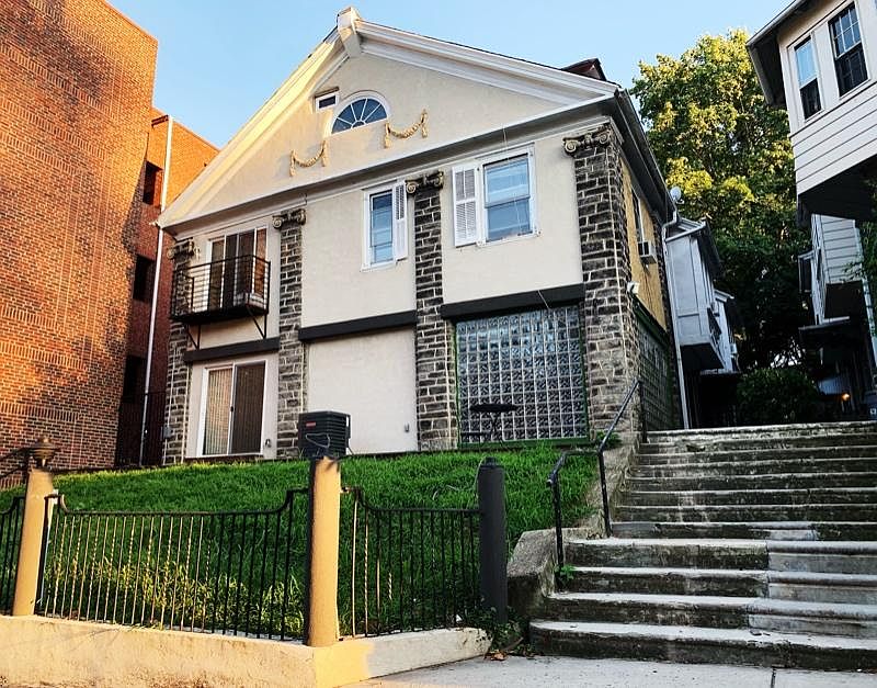 1st image of 4312 Spruce St #2A
