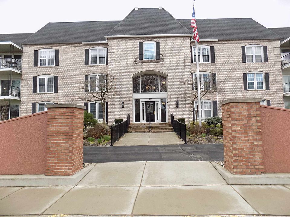 1st image of 1077 Greenleaf Blvd APT 208