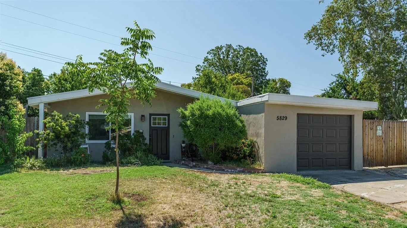 5829 Cora Ct photo 1