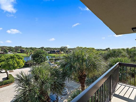 5th image of 701 Seafarer Cir APT 401