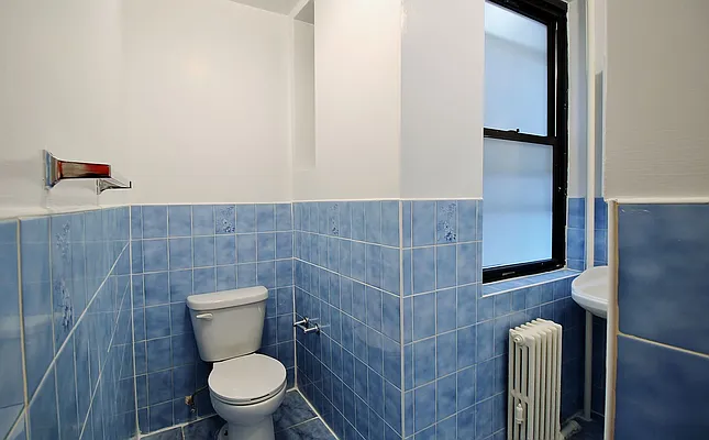 Rented by Julianna Realty Corp | media 8