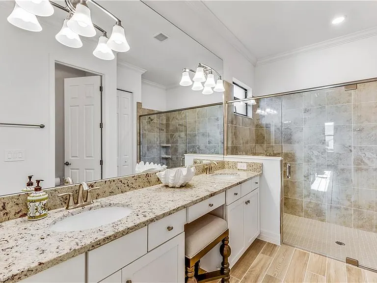 28081 Foxrock Ct — Photo 12