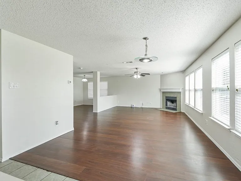 3720 Bandera Ranch Rd — Photo 3