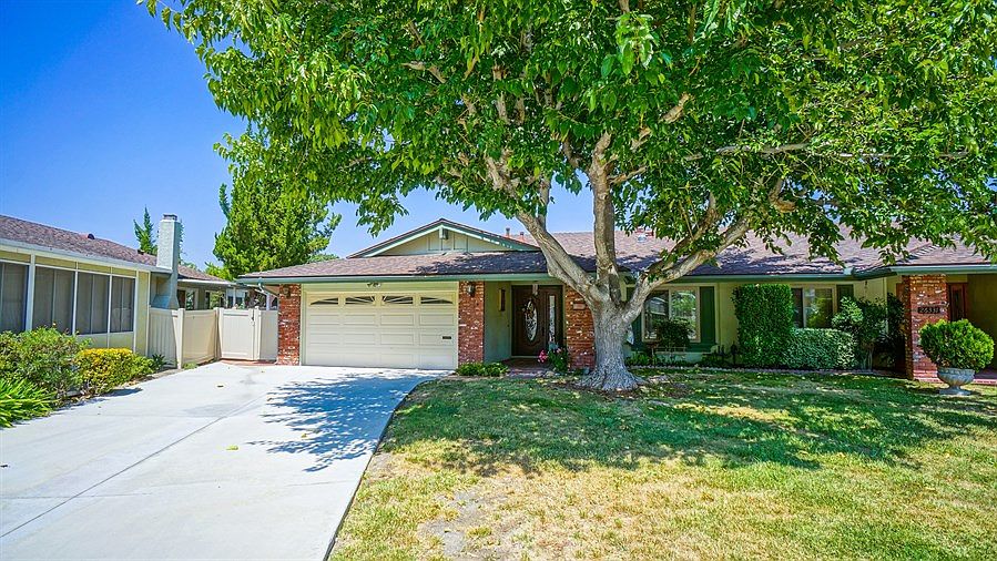 1st image of 26329 Long Oak Dr