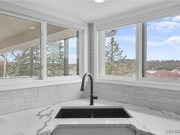 3rd image of 2251 Breezy Acres