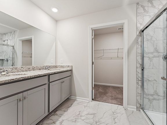 3rd image of 136 Meadow Ridge Way