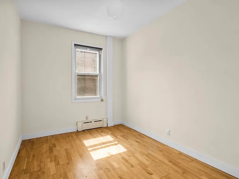 308 Bedford Ave #2L — Photo 6