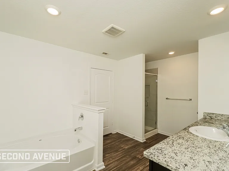 3027 Jackson Smt — Photo 12