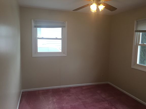 3rd image of 729 Lingle Ave