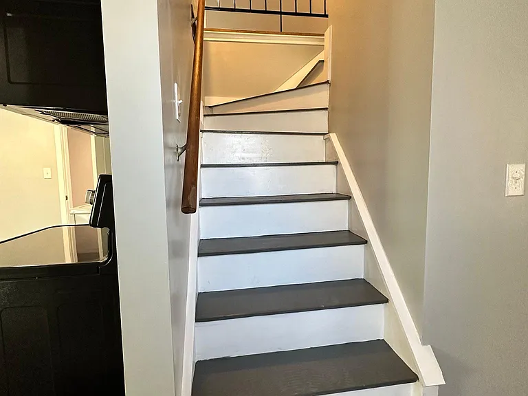 541 Mount Hope St #541 — Photo 6