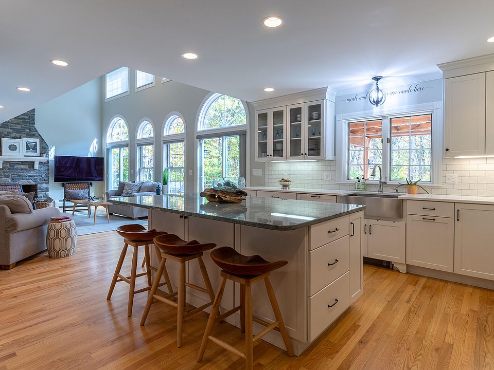 49 Stapleford Drive, Falmouth, ME 04105 Zillow