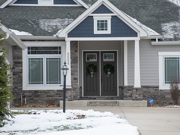 2nd image of 5554 Deer Hollow Dr