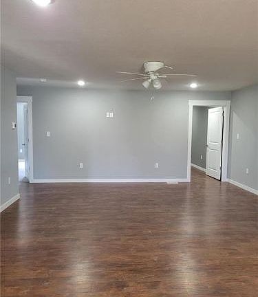 5th image of 306 N Dean St