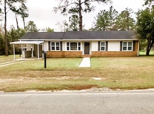 420 W Carter Ave, Blackshear, GA 31516