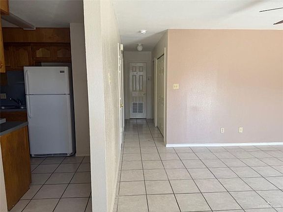 4th image of 4105 N 24th Ln APT 3