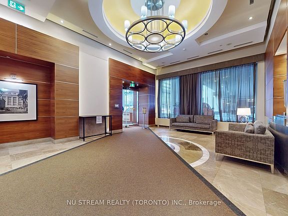 4th image of 761 Bay St #3101