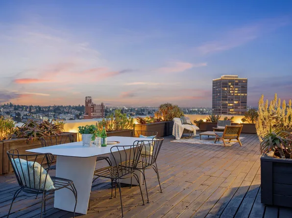 320 Lee St APT 1302, Oakland, CA 94610