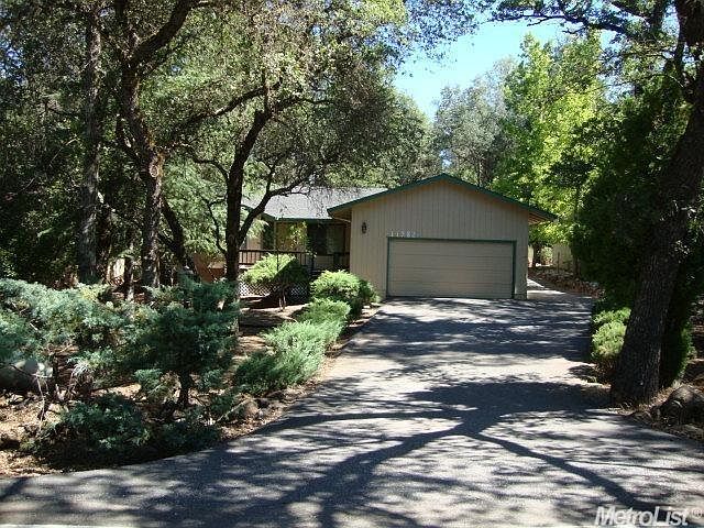 1st image of 11982 Torrey Pines Dr