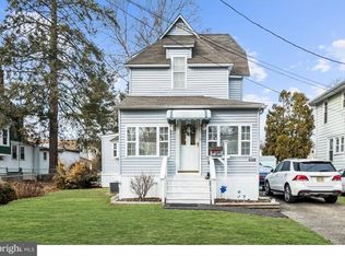 335 W Evesham Ave, Magnolia, NJ 08049