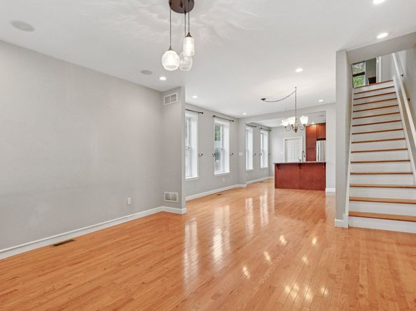 232 E 10th Ave