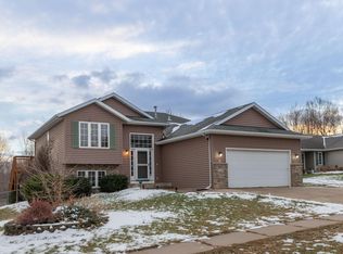 4408 6th St NW, Rochester, MN 55901