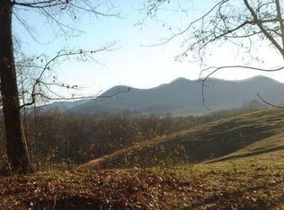1436 Crystal Dr, Blairsville, GA 30512