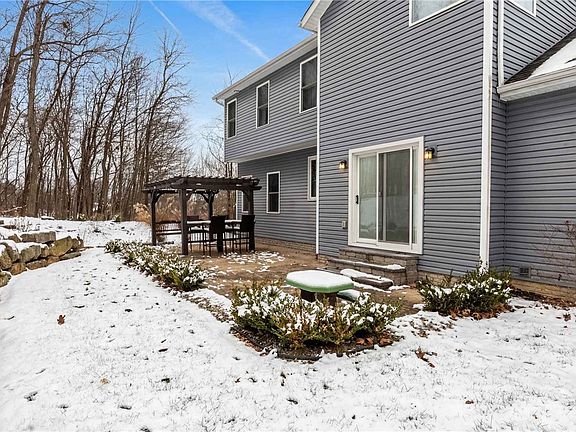 2nd image of 206 Gabrielle Dr