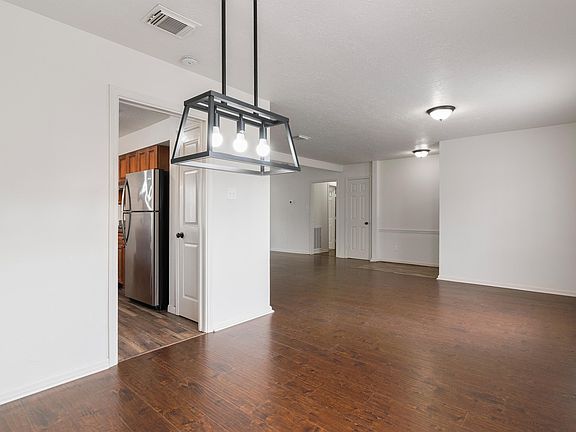 4th image of 7506 Brushy Ct