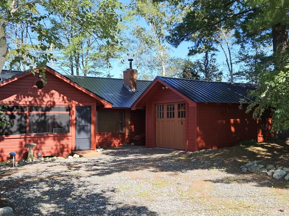 985 N North High Street, Bridgton, ME 04009