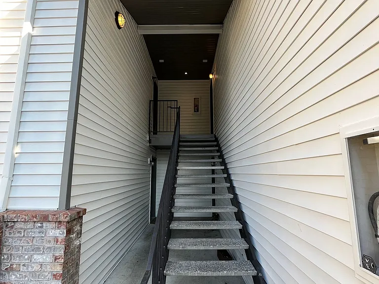 3911 SE Mall St #1A — Photo 5