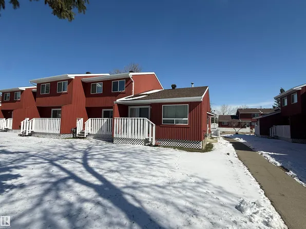 10654 Beaumaris Rd NW, Edmonton, AB T5X 3N4