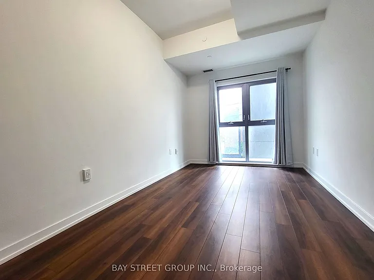 2433 Dufferin St #206 — Photo 14
