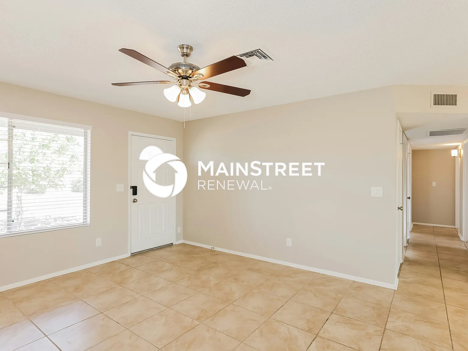 7909 W Shangri La Rd — Photo 4