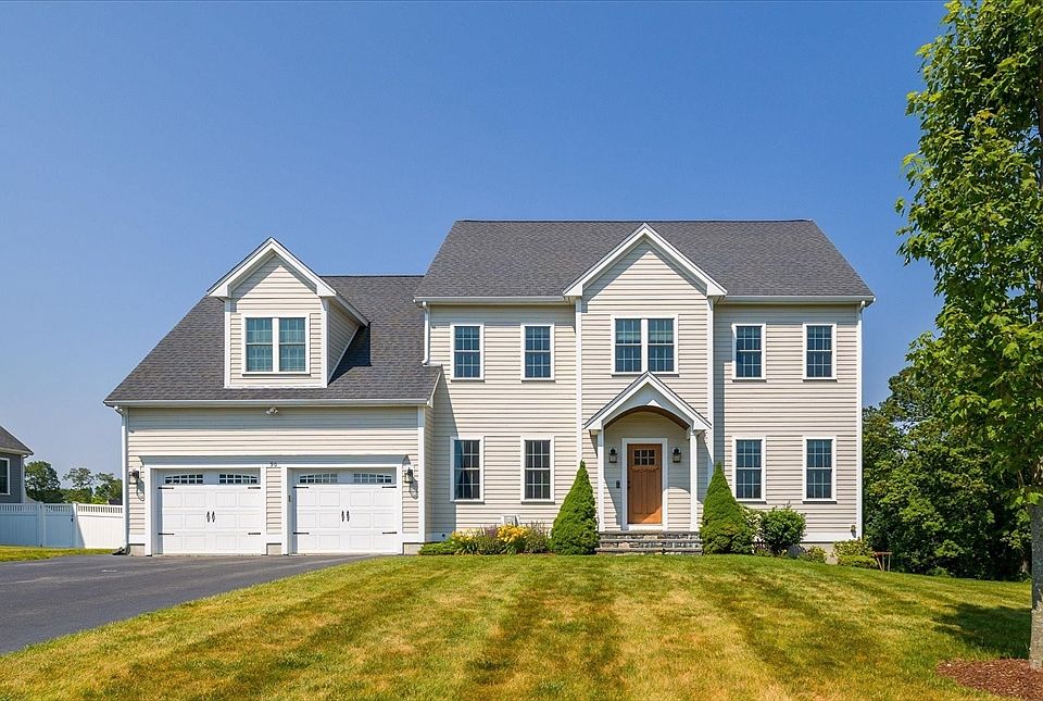 1st image of 90 Magill Dr