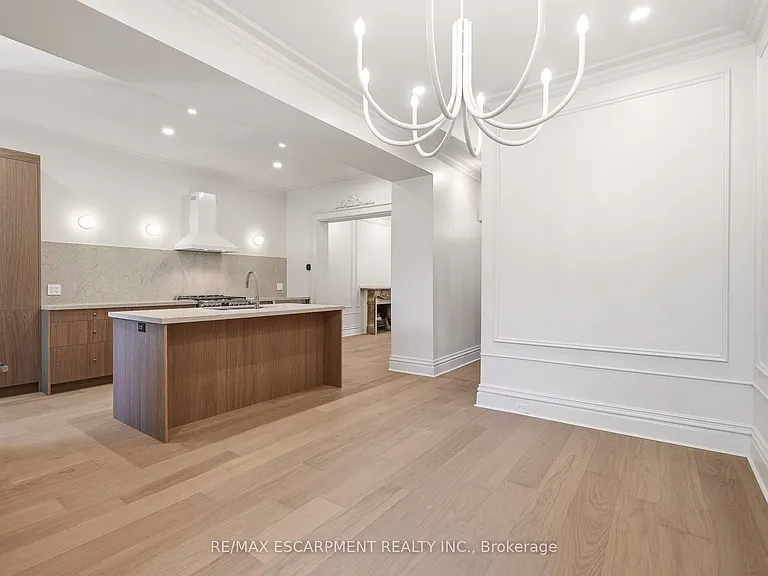 131 Markland St — Photo 10