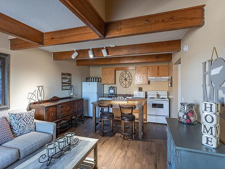 Fairway Meadows Townhomes — Photo 27