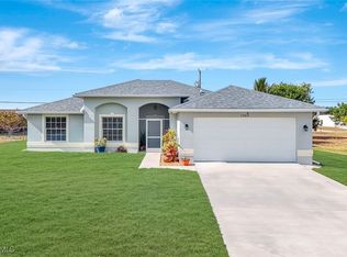 1904 NE 18th Place Cpe, Cape Coral, FL 33909