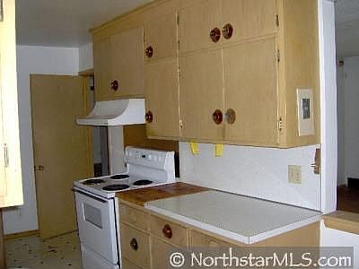 3rd image of 7900 Aster Dr N