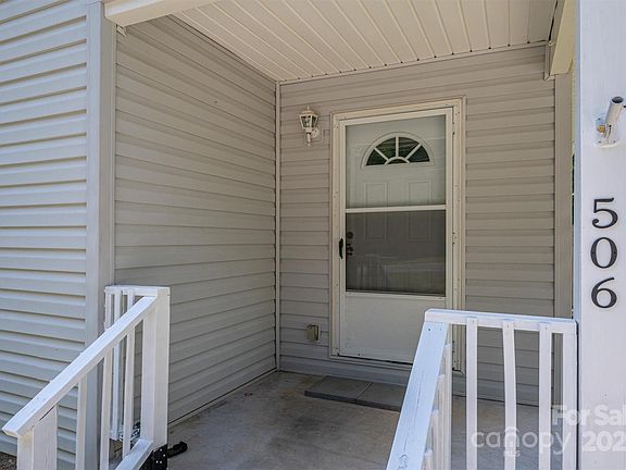 5th image of 506 S 10th St