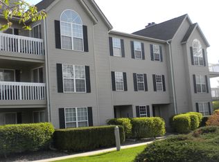 5 Hartwell Ct, Savoy, IL 61874