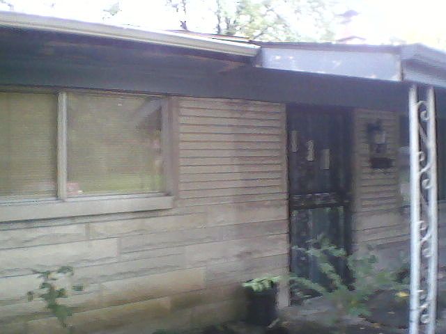 2nd image of 2941 Colerain Dr
