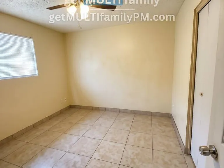 5131 E Oak St — Photo 7