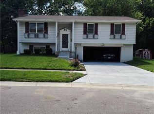 4920 Seville Dr, Englewood, OH 45322