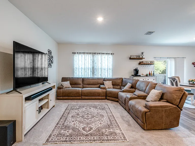 5628 Pearl Mdw — Photo 3