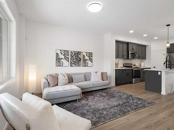 4th image of 537 E Sage Hill Rd NW