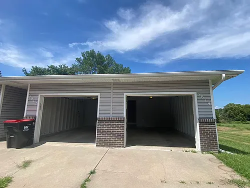 3812 Sweetbriar Ln #3812 Photo 1