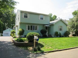 53 Caswell Ave, Fords, NJ 08863