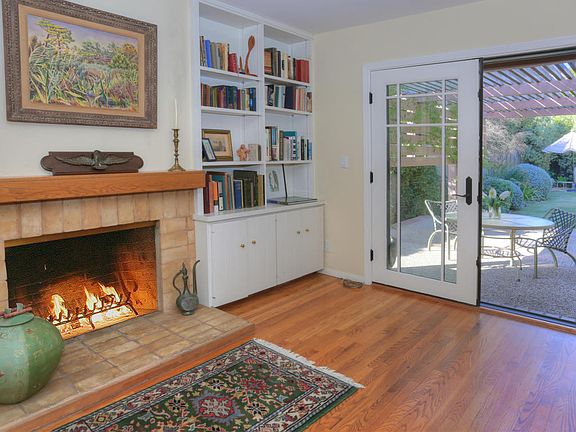 3rd image of 205 E Calle Laureles