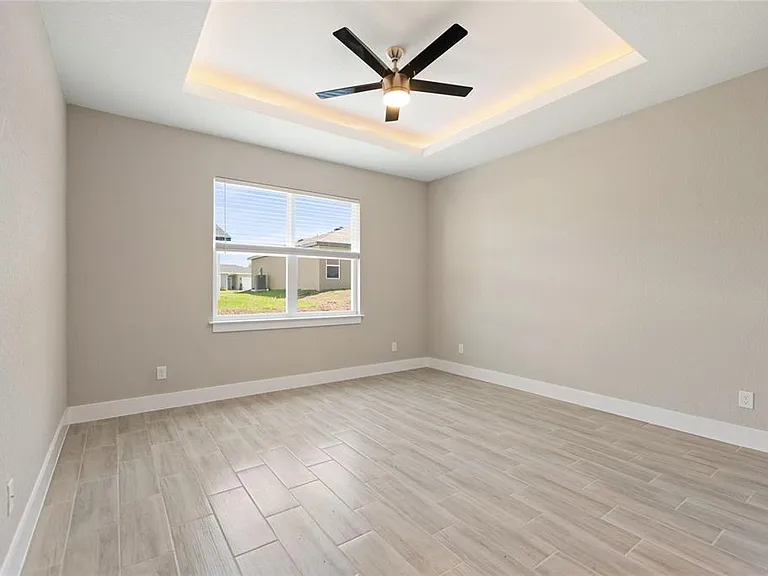 302 Elderberry Ct — Photo 21